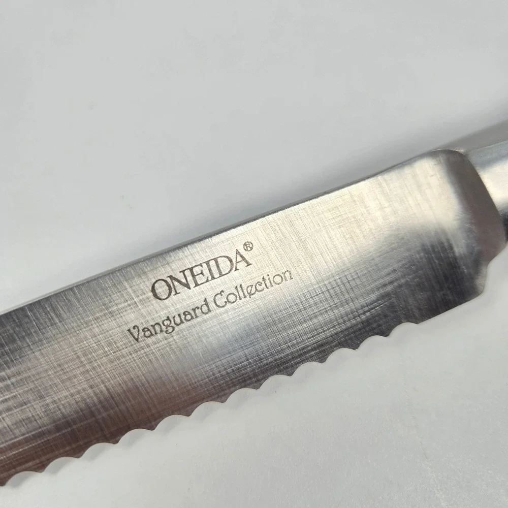 Oneida Vanguard Collection Serrated Bread Knife Stainless Steel Black Handle 8in